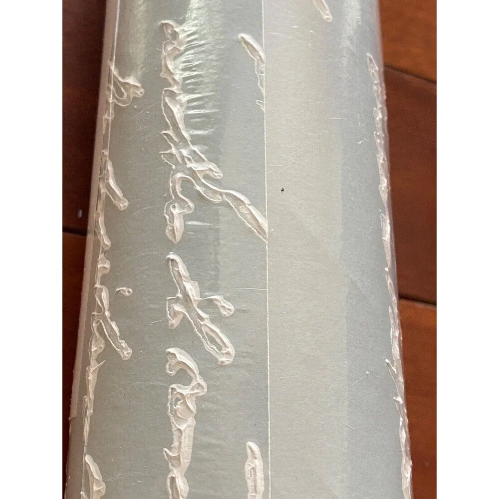 MAGNOLIA HOME Joanna Gaines Prepasted Wallpaper 56 sq ft Noteworthy Green White